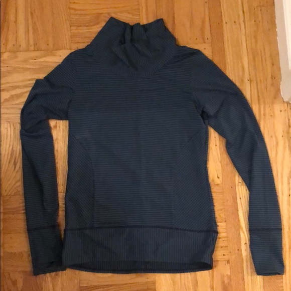 Prana Women’s Shirt EUC! - Picture 4 of 4